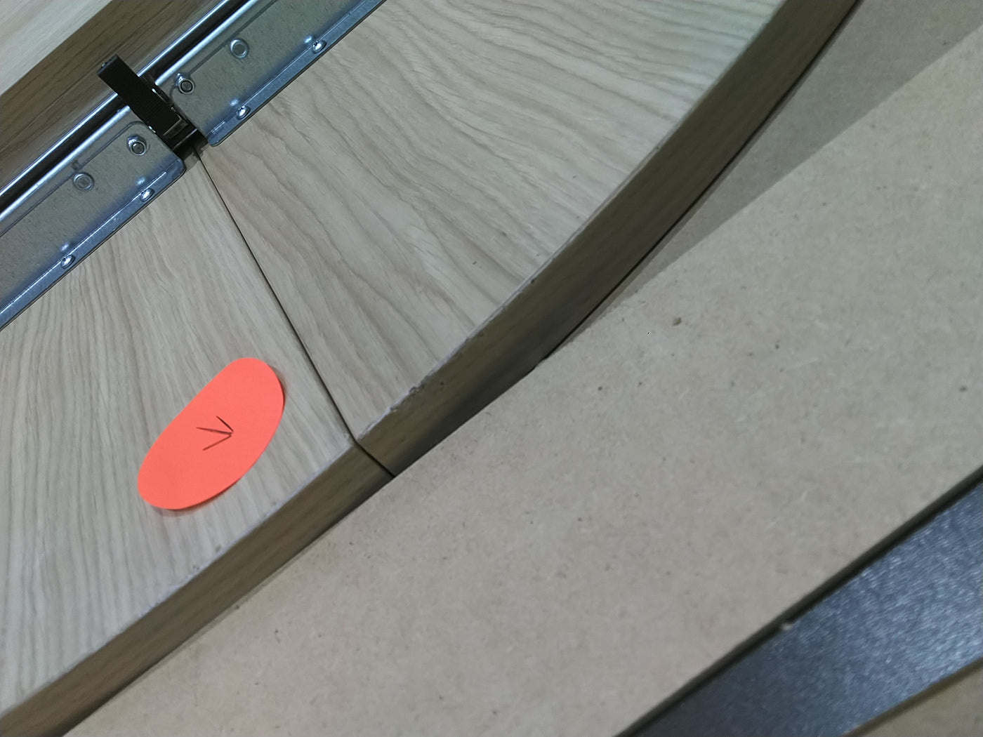 TOSCANA Table à manger extensible 4 à 6 personnes en bois ø120