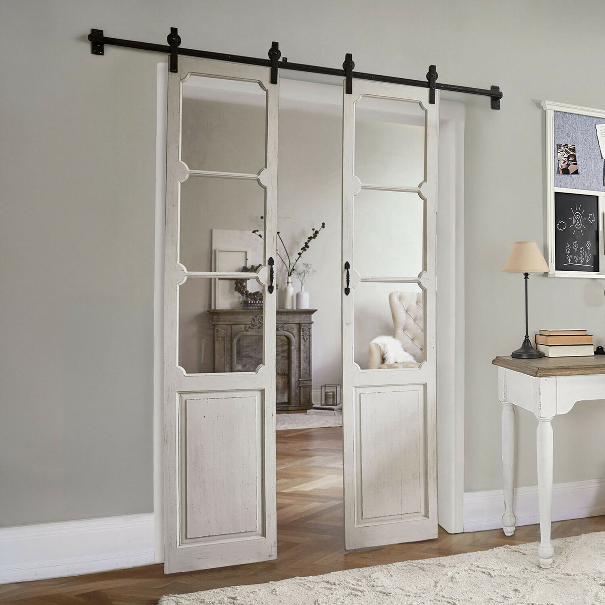 Porte coulissante double LOBERON Tibout en bois de sapin blanc vieilli — photo produit