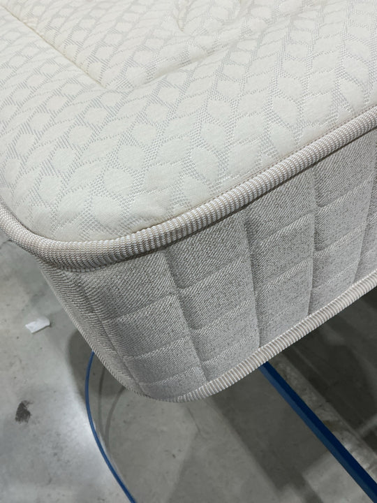 Matelas Premium latex végétal La Redoute interieurs, 7 zones, soutien mi-ferme, accueil moelleux