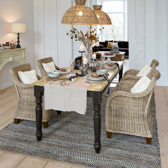 Table à manger LOBERON Mont Lisan 160x90 cm