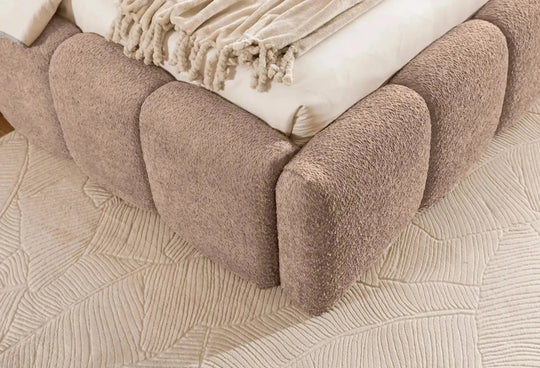 Lit coffre CASANOVA Elise en tissu bouclette rose 140x200cm — photo produit