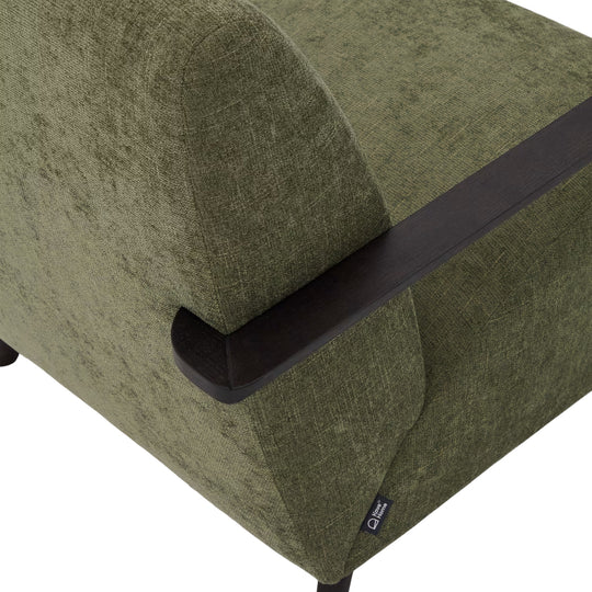 Fauteuil KAVE HOME Meghan en chenille vert et bois de frêne finition noir