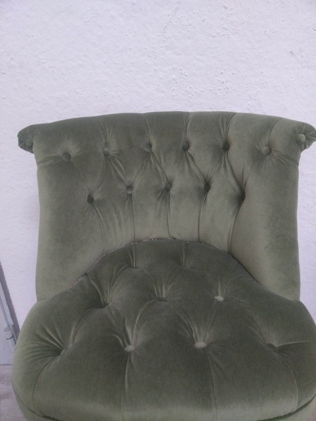 Fauteuil ARDILLEUX Vert et Marron LOBERON — photo produit