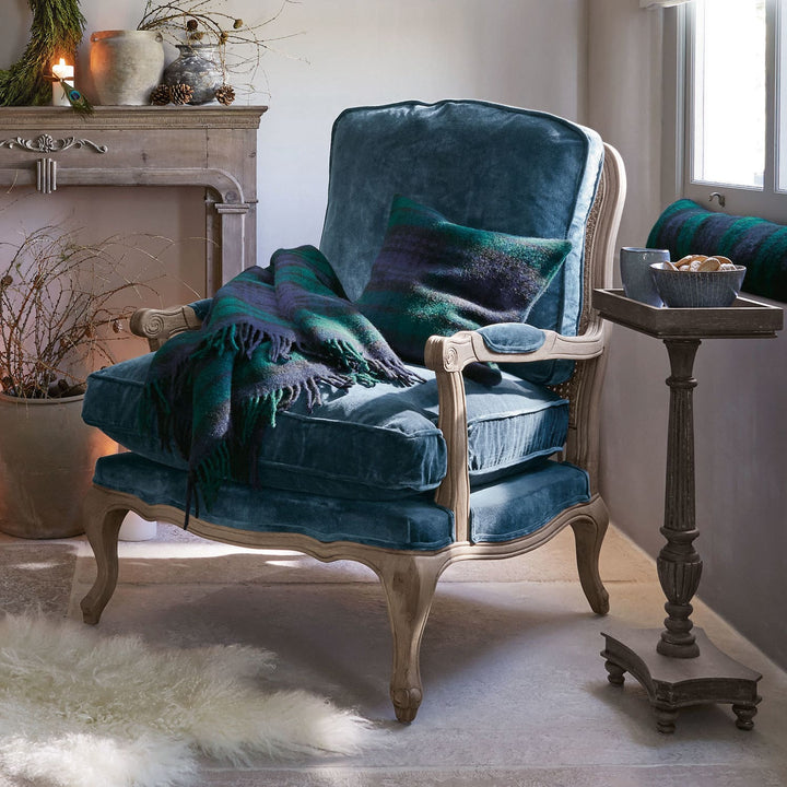 Fauteuil LOBERON Corlay en velours bleu