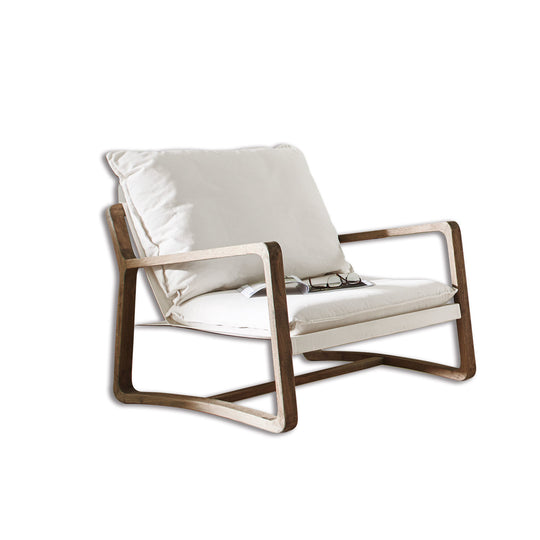 Fauteuil LOBERON Jowna en bois de chêne et tissu crème — photo produit