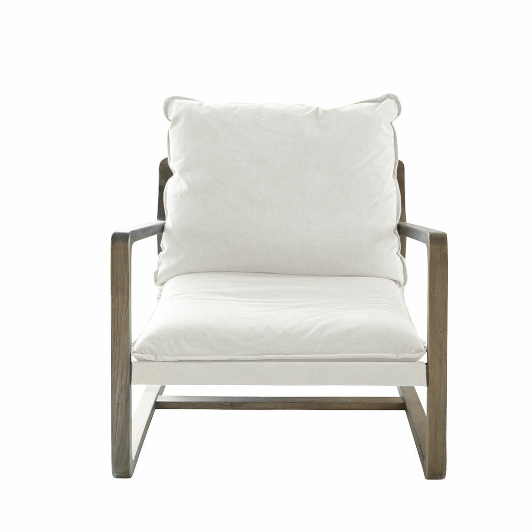 Fauteuil LOBERON Jowna en bois de chêne et tissu crème — photo produit