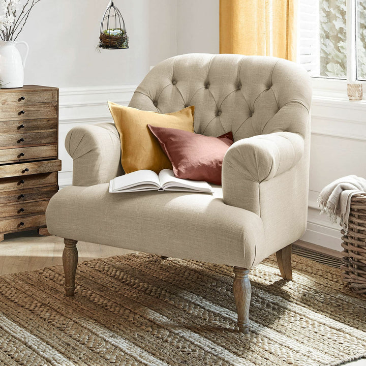 Fauteuil LOBERON Shambrook Chesterfield en tissu beige lin