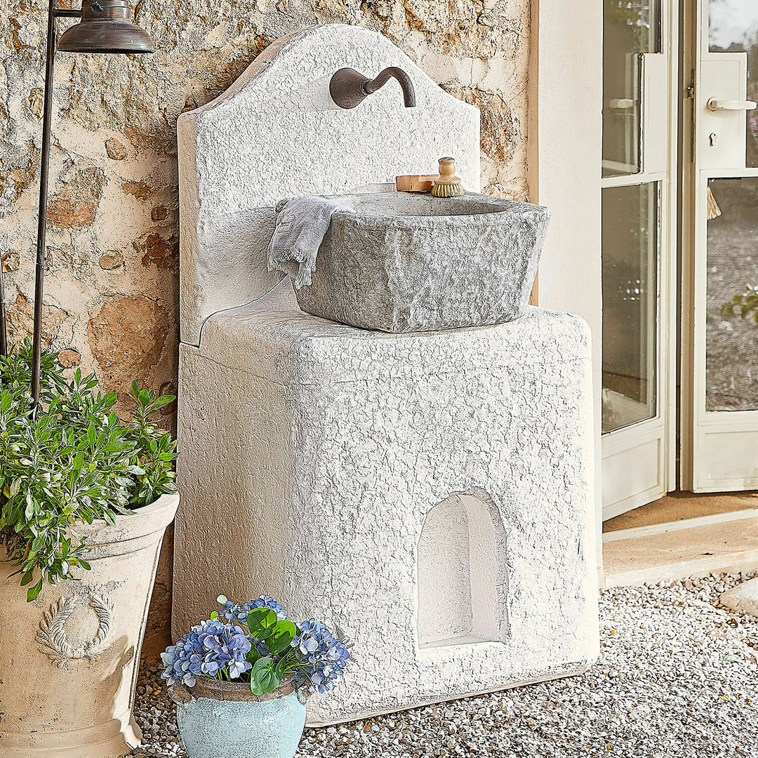 Fontaine de jardin LOBERON Pisticci en fer blanc — photo produit