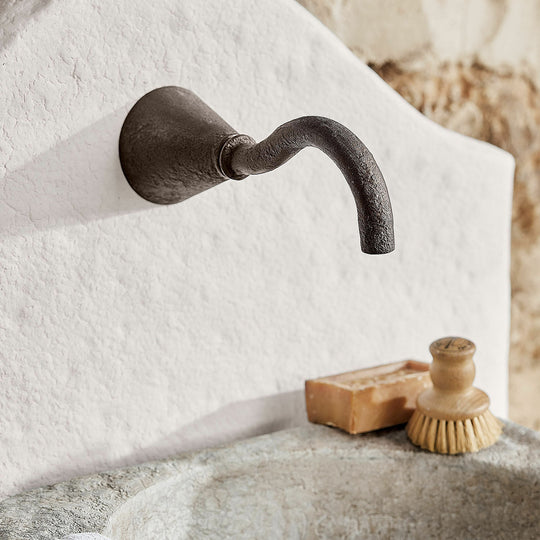 Fontaine de jardin LOBERON Pisticci en fer blanc — photo produit