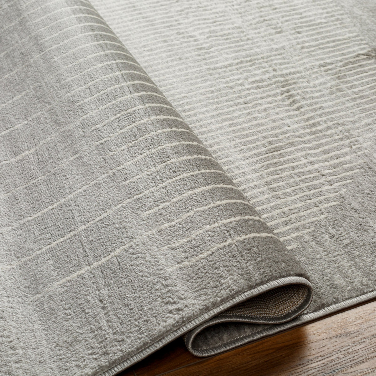 Tapis SURYA Santiago géométrique, motif de lignes fines et formes arrondies gris et beige, vue 4
