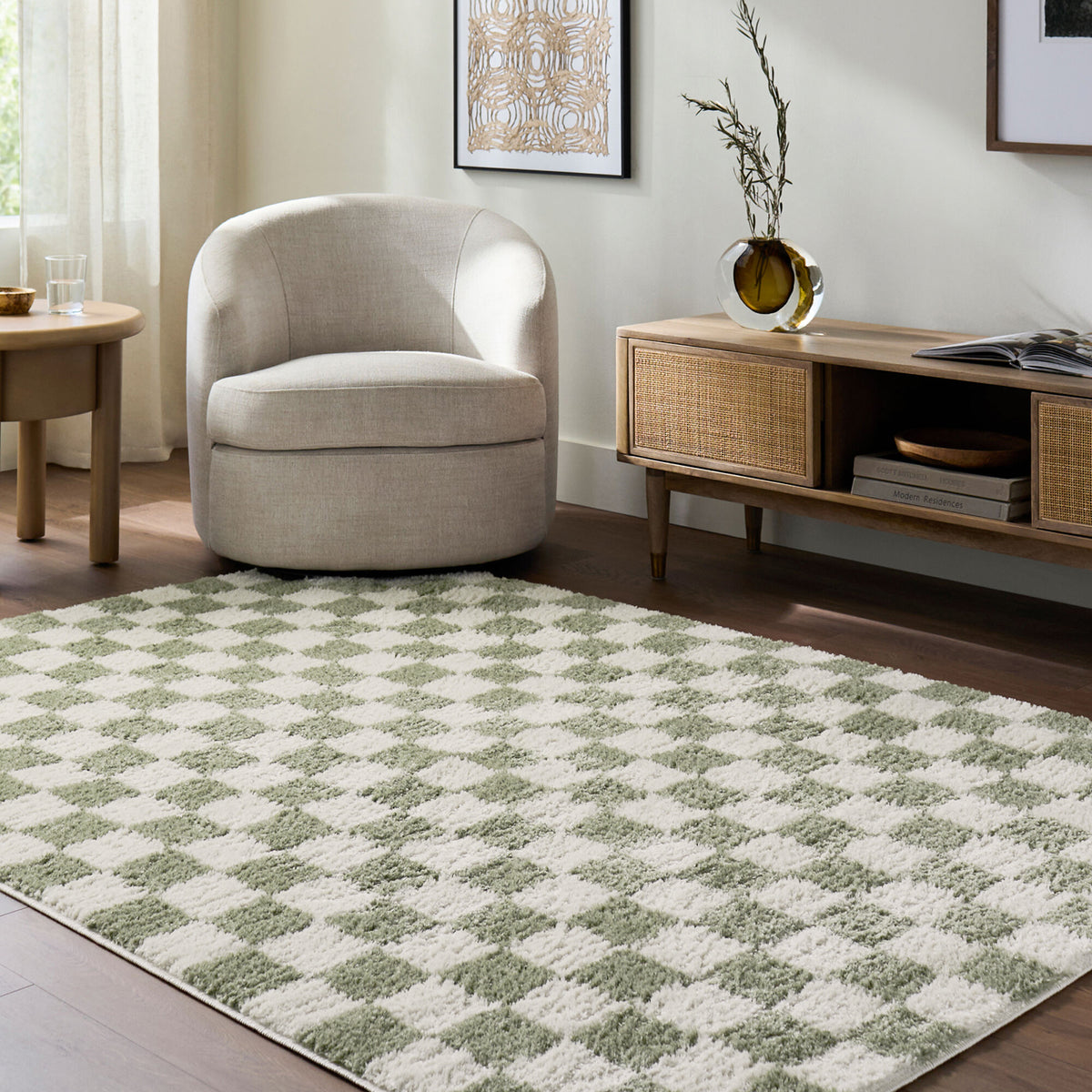 Tapis shaggy Surya Izaline moderne, motif à carreaux en relief vert gazon et beige clair, vue 9
