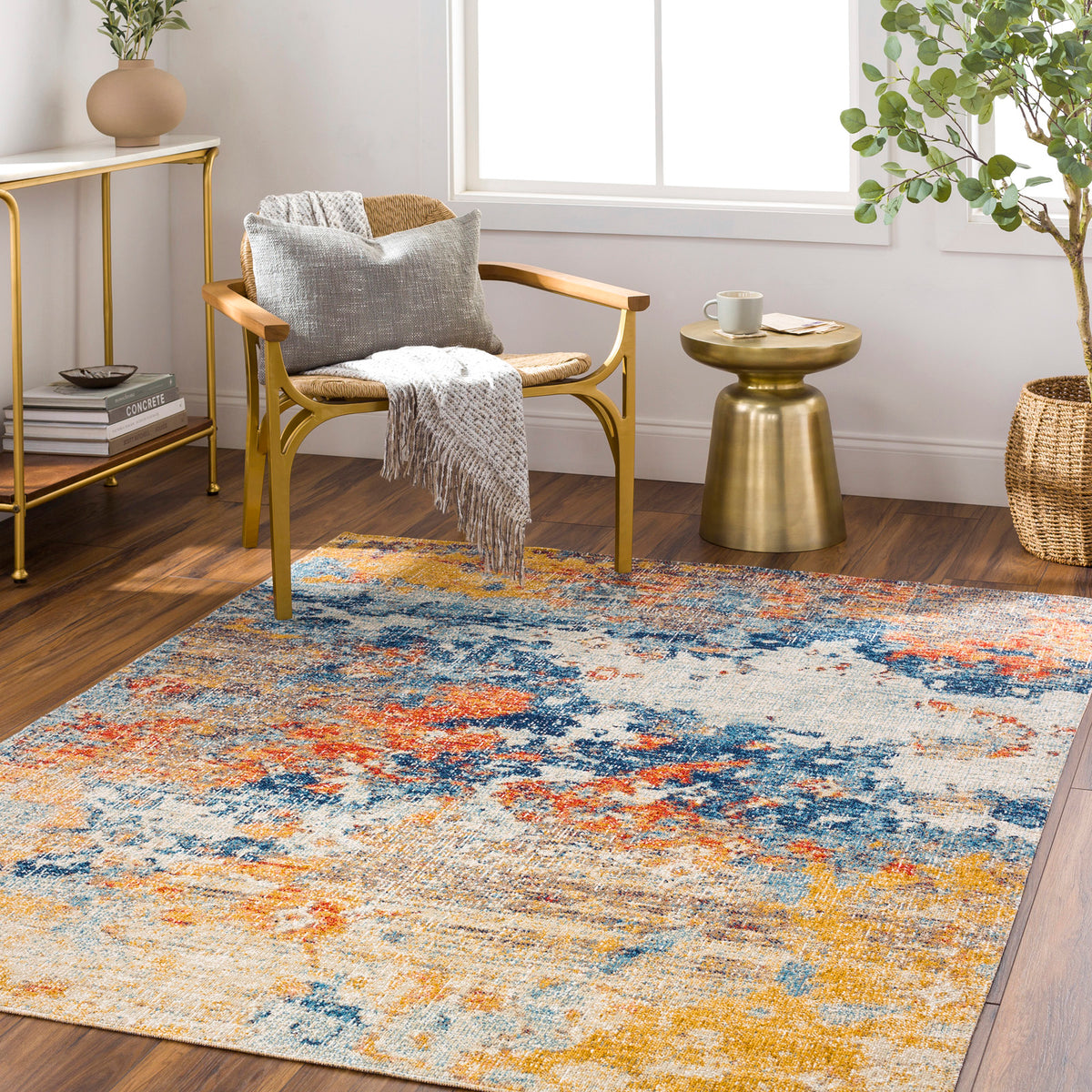Tapis SURYA Tchia intérieur et extérieur, motif abstrait orange, safran et bleu, vue 8