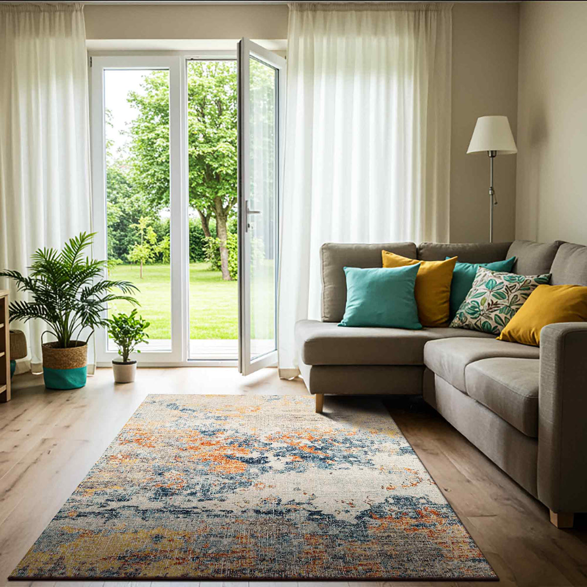 Tapis SURYA Tchia intérieur et extérieur, motif abstrait orange, safran et bleu, vue 9