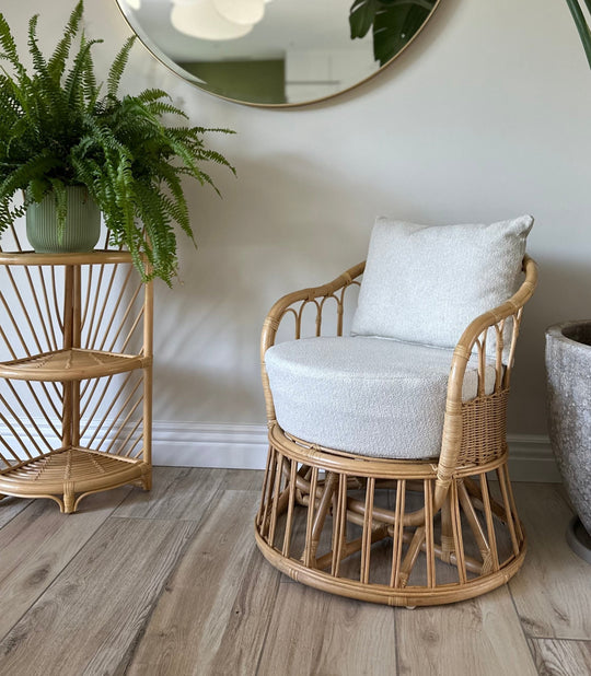 Fauteuil Nordlys en rotin naturel et tissu beige PALOPO