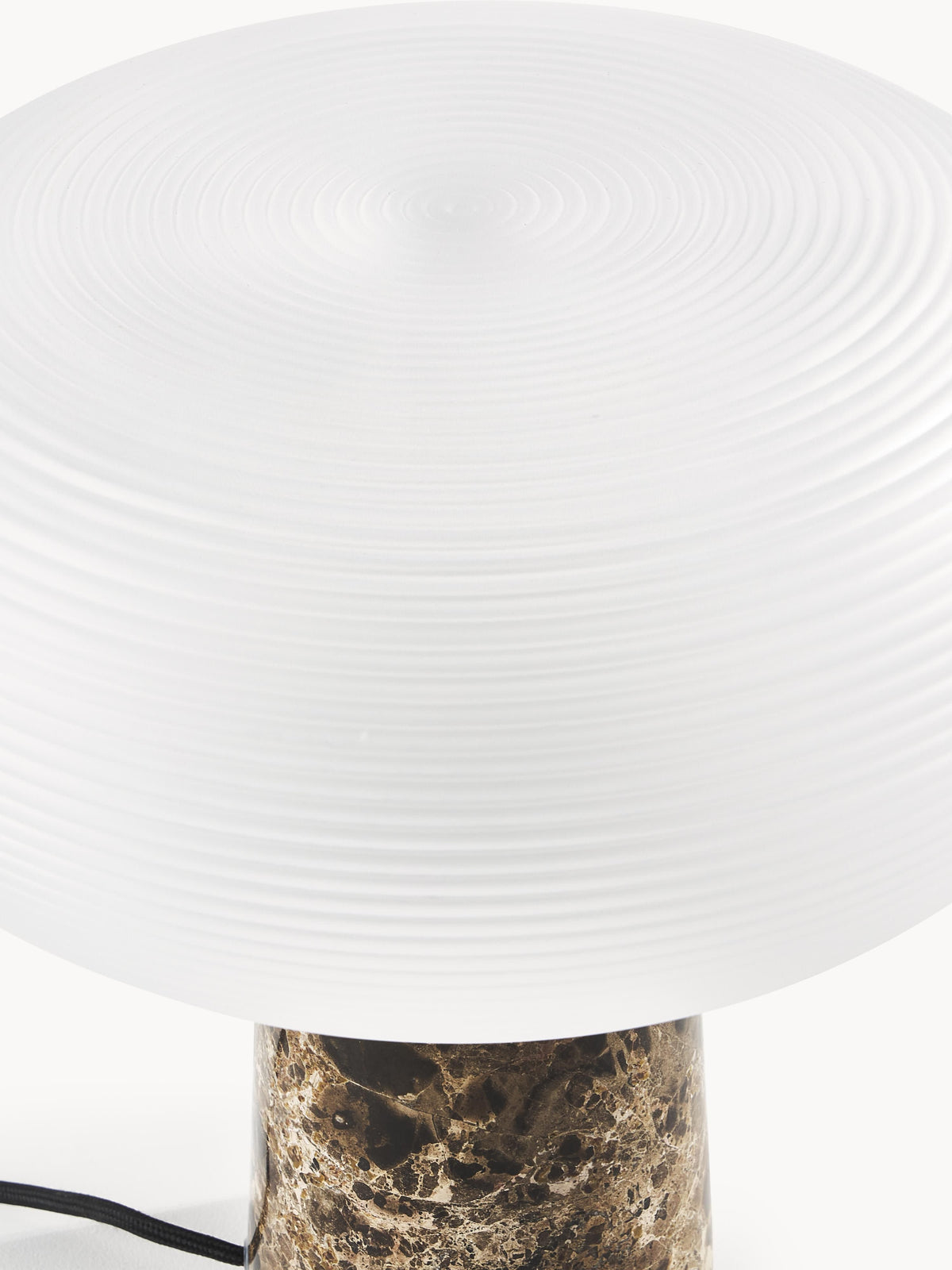Lampe à poser WESTWING Mariella marbre marron verre — photo produit