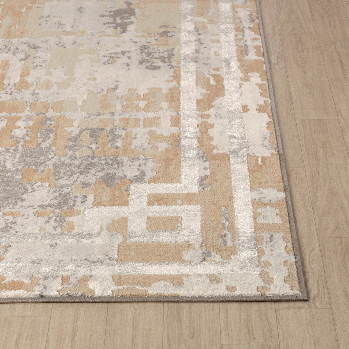 Tapis SURYA Goshen moderne, motif abstrait beige et camel avec bordure géométrique ivoire, vue 5
