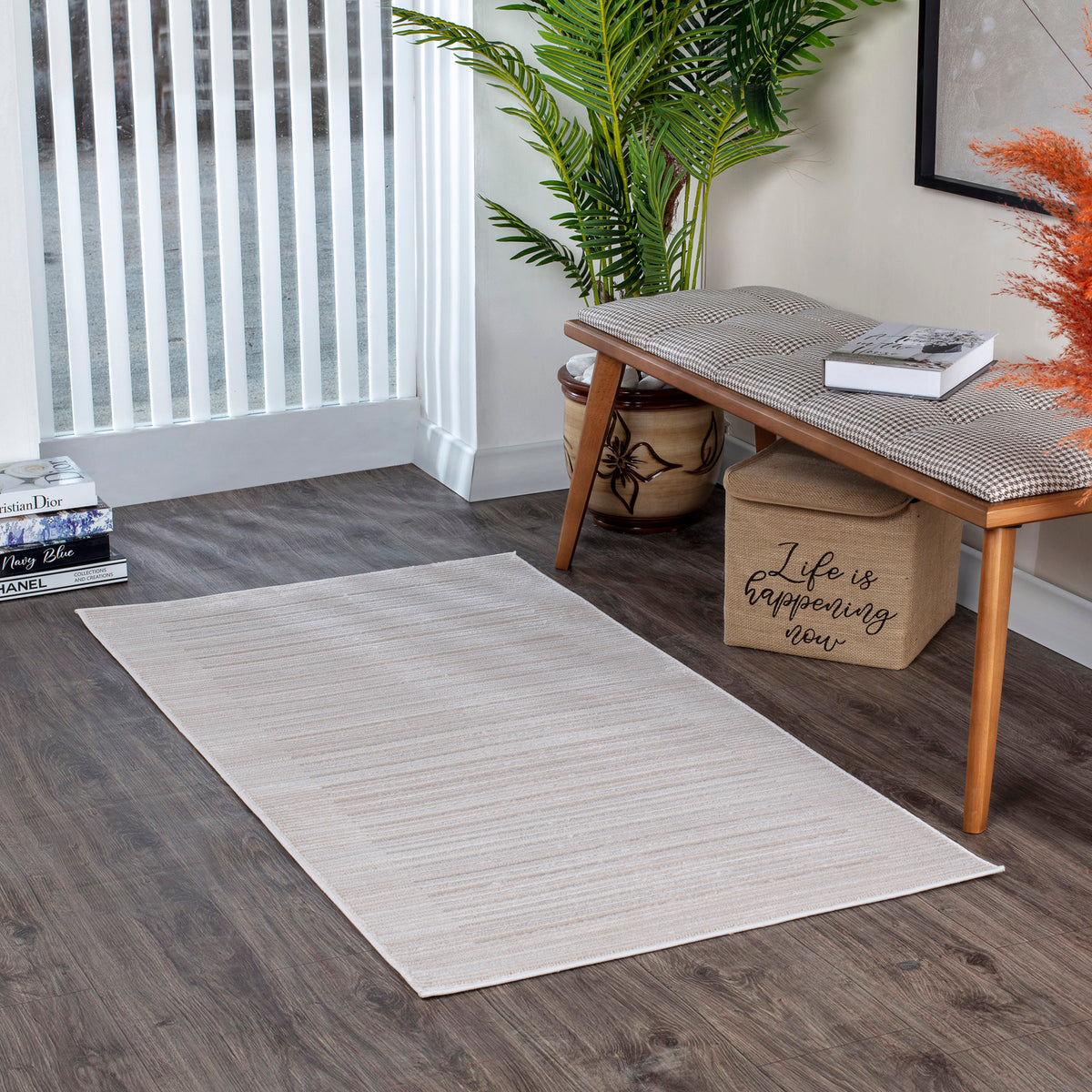 Tapis SURYA Skokie scandinave, motif rayures fines en relief, beige et crème