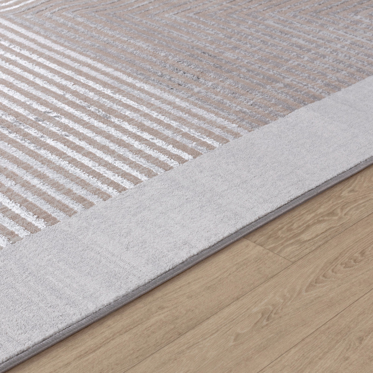 Tapis SURYA Charlestown moderne, blocs géométriques gris et beige à fines lignes, bordure claire, vue 3