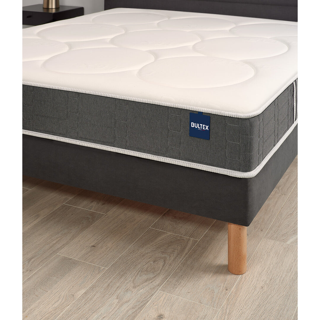 Matelas BULTEX mousse, soutien ferme, accueil enveloppant, 160x200cm