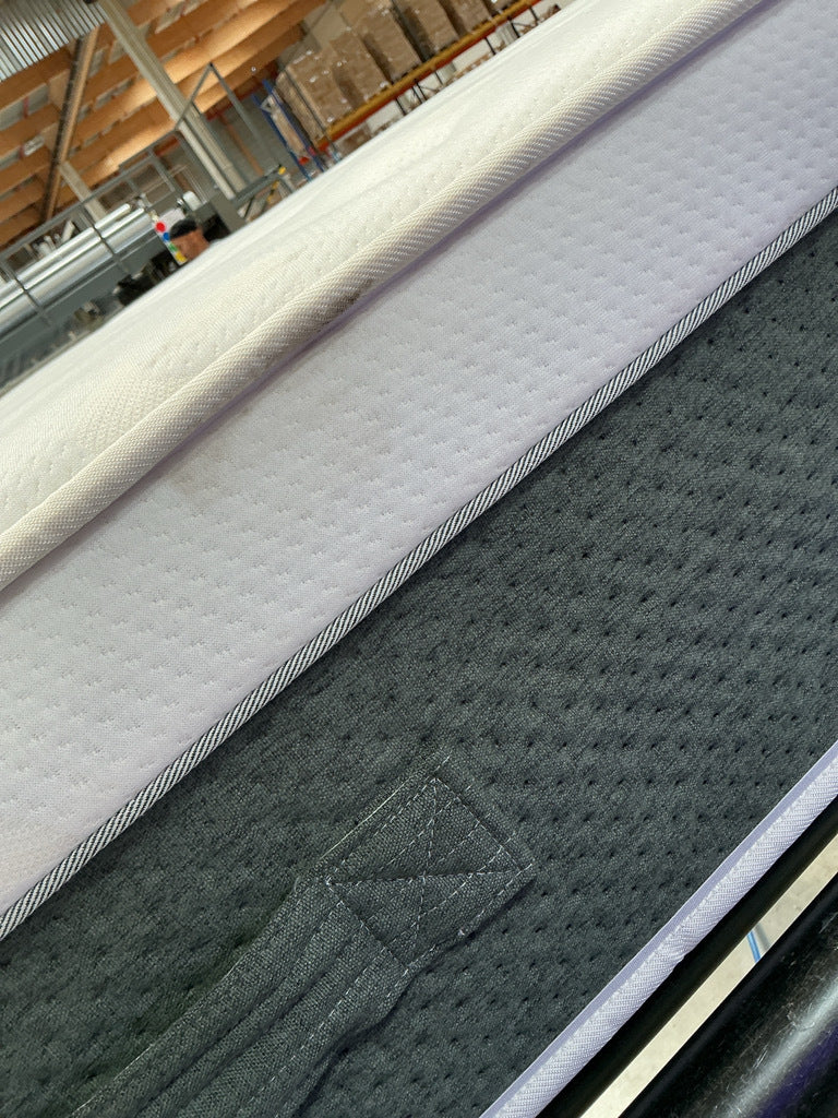 Matelas LA REDOUTE ressorts, soutien ferme, accueil enveloppant, 140x190cm