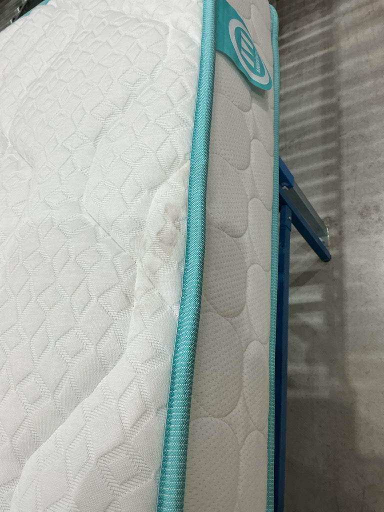 Matelas MERINOS latex, soutien ferme, accueil mousse d'accueil + 250gr/m2 fibres de polyester, 180x200cm