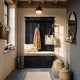 Meuble d'entrée LOBERON Eldwin en bois noir avec banquette crème — photo produit