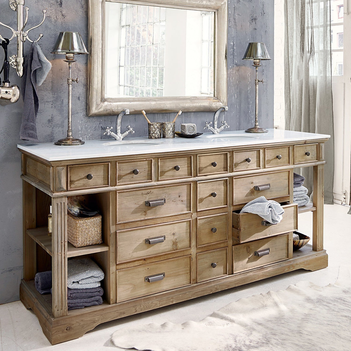 Meuble de salle de bain Loberon COVINGALE sans vasque — photo produit