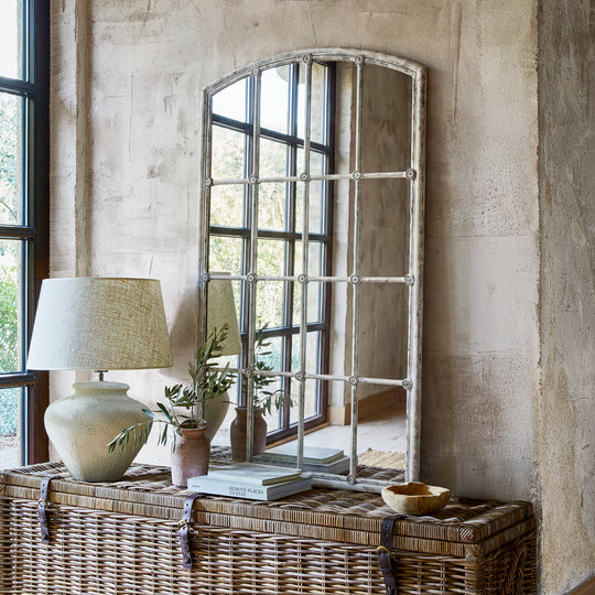 Miroir LOBERON Tobiah à croisillons en métal à l'ancienne — photo produit