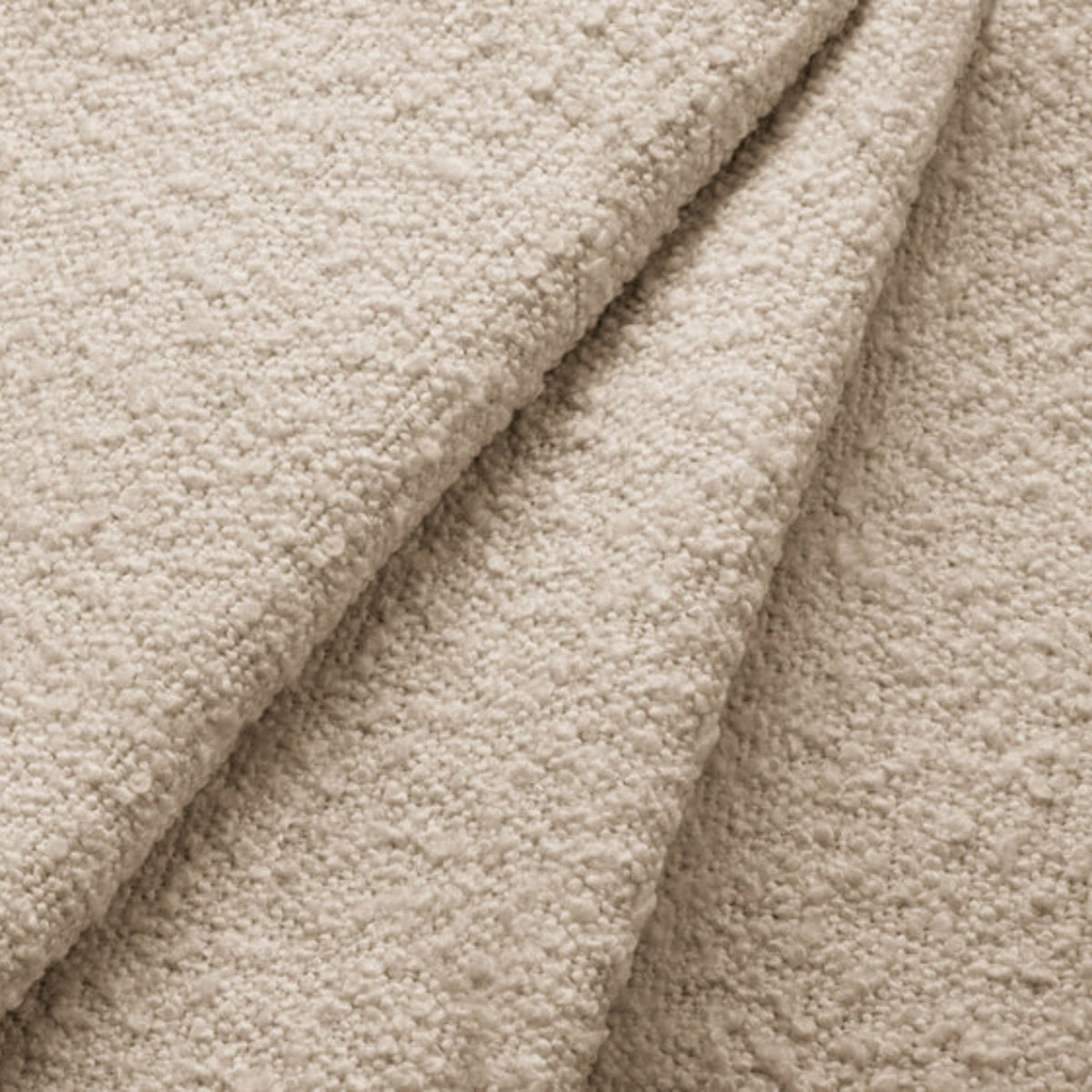 Pouf MICADONI Lupine en tissu bouclé beige