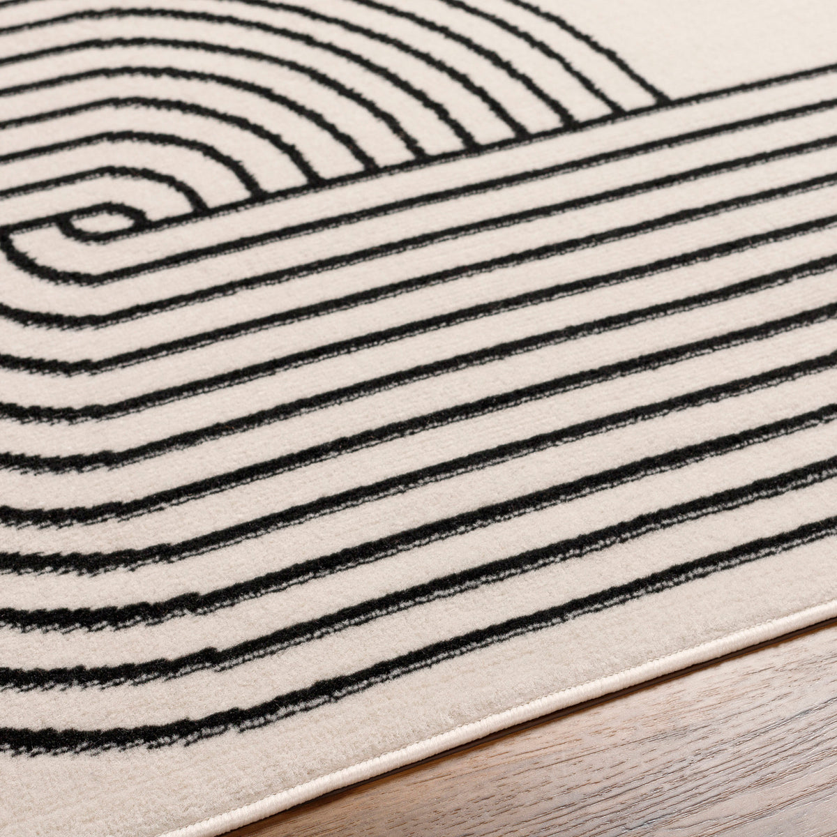 Tapis SURYA Constance rétro, motif arcs concentriques, blanc cassé et noir, vue 10