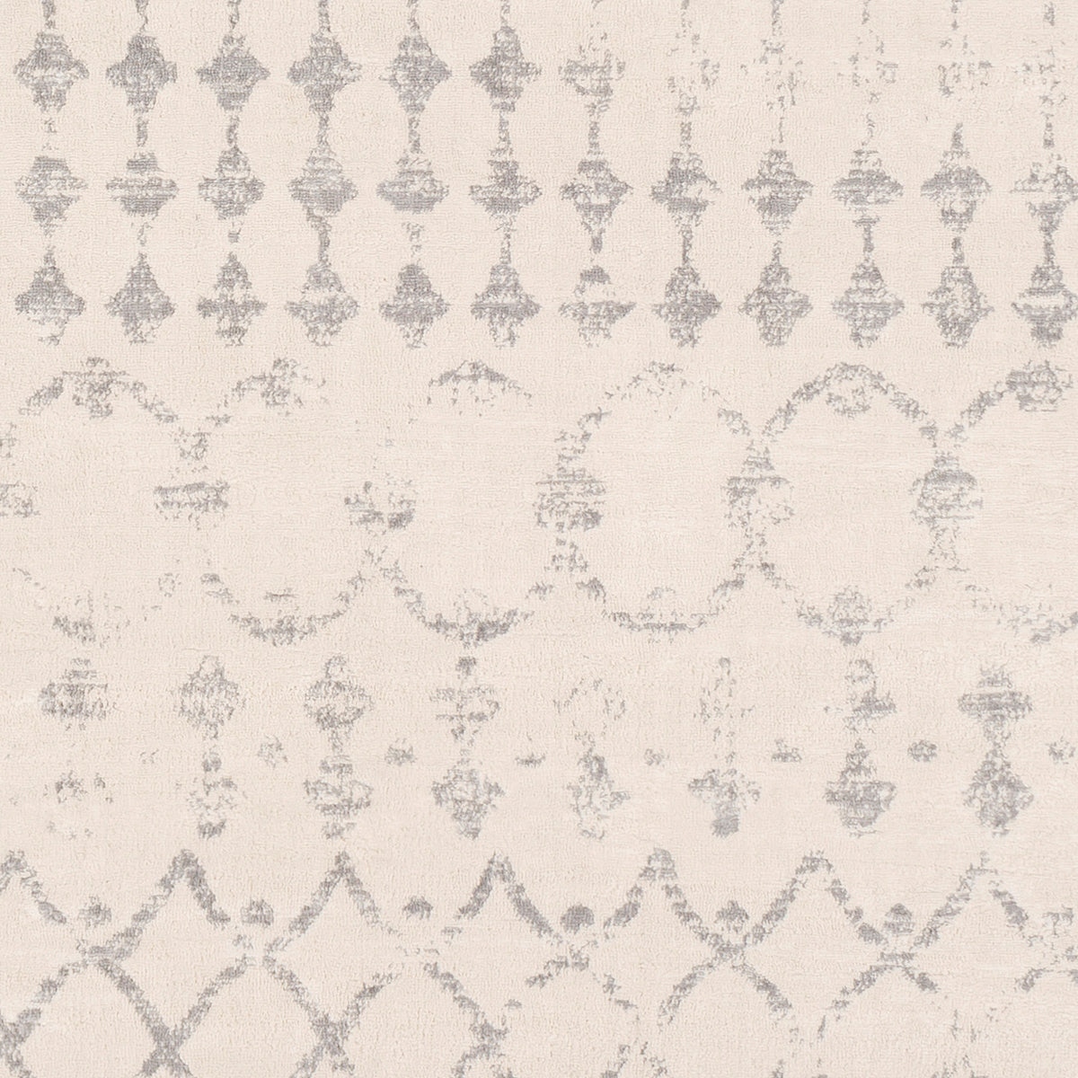 Tapis de couloir SURYA Lyon berbère, motifs géométriques gris sur fond blanc cassé, vue 8