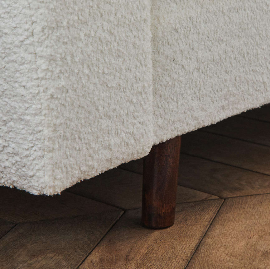 Fauteuil RUNE en tissu Blanc bouclette BESTMOBILIER