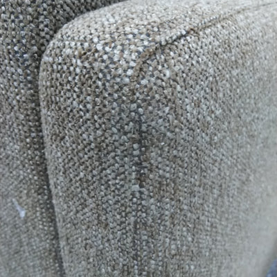 Fauteuil XL DRAWER Villabon en tissu Caramel chiné pieds épingles noirs