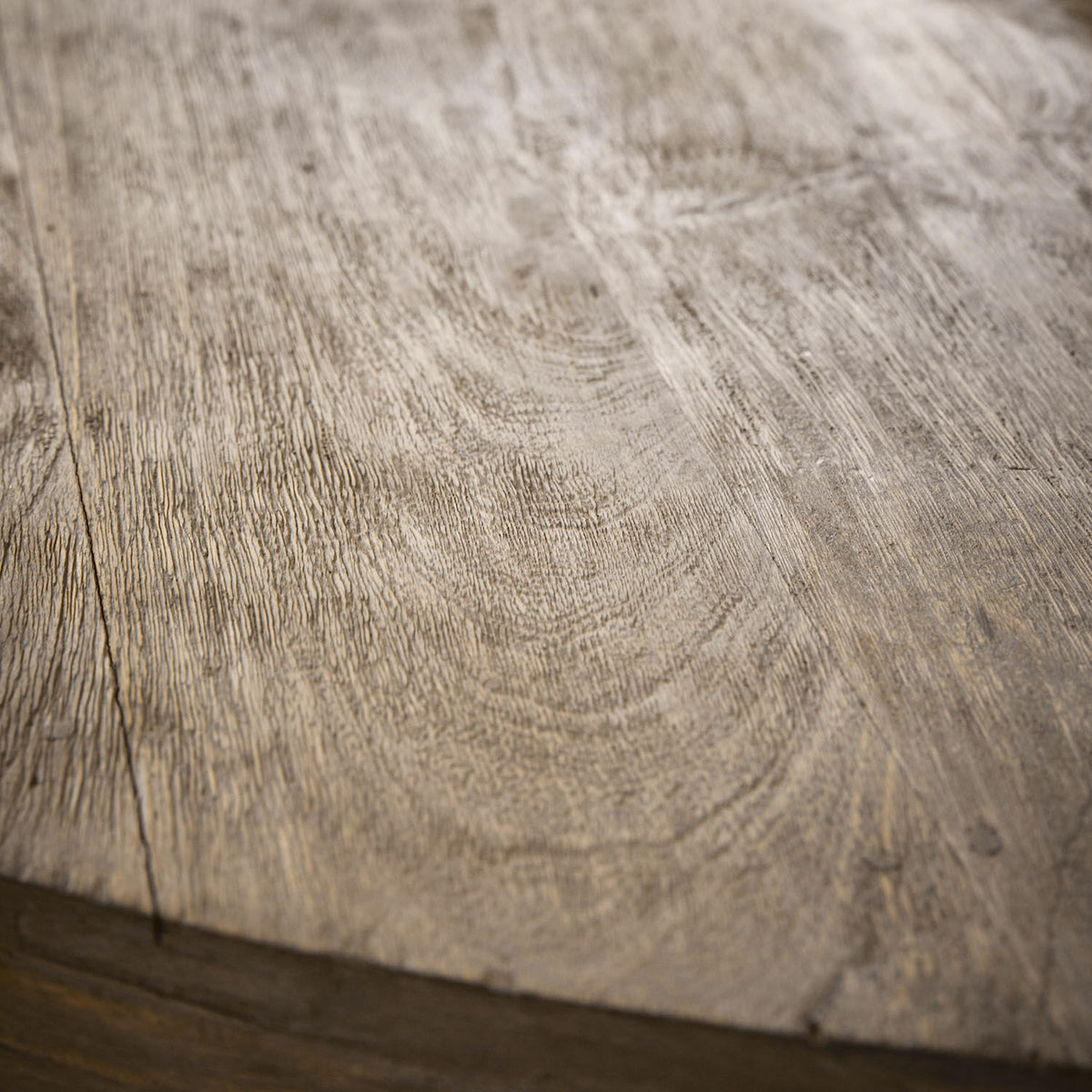 Table ronde LOBERON Retonfey en bois massif marron vieilli — photo produit