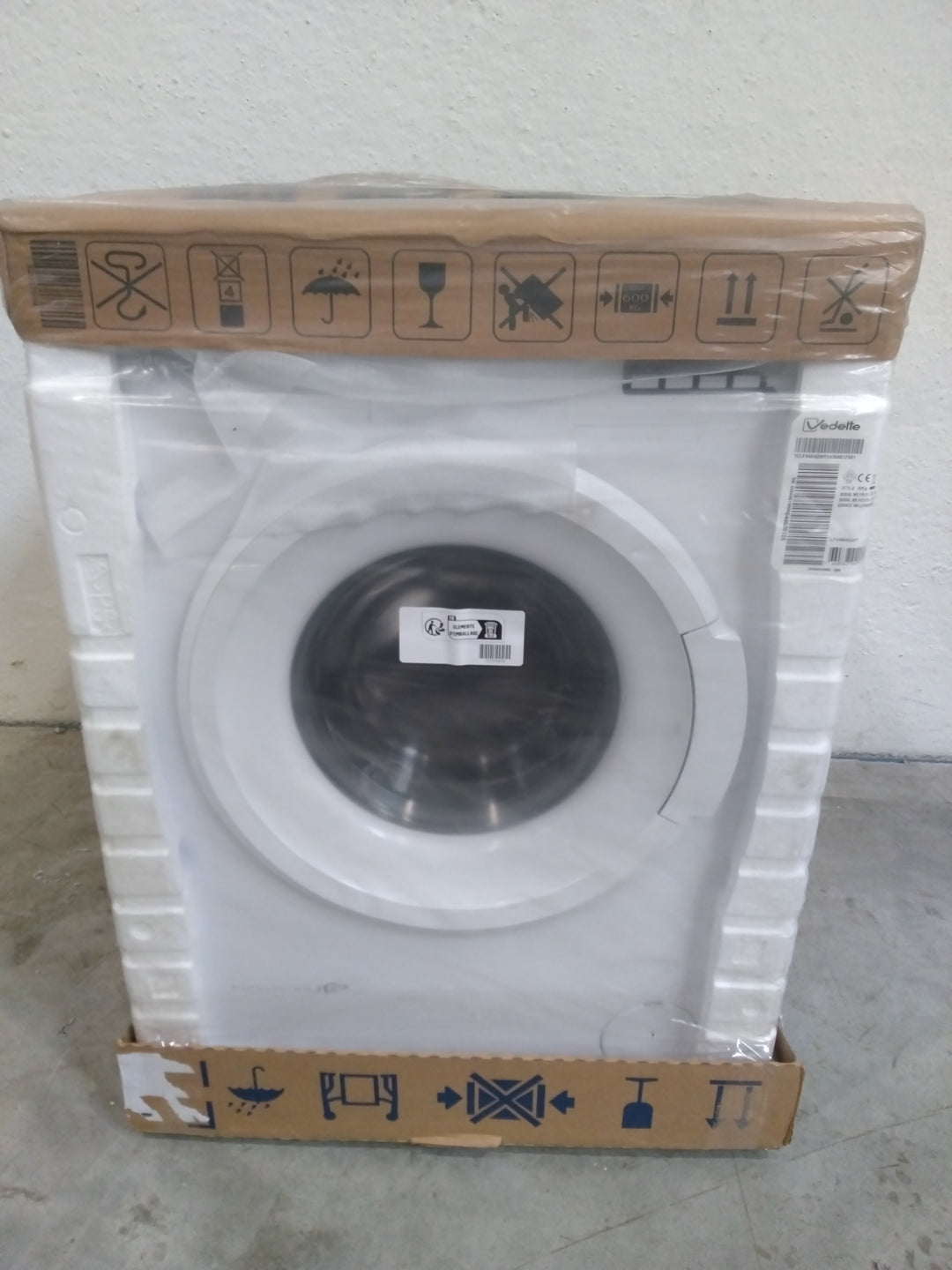 Lave-linge hublot VEDETTE LFV484QWT 8 kg — photo produit
